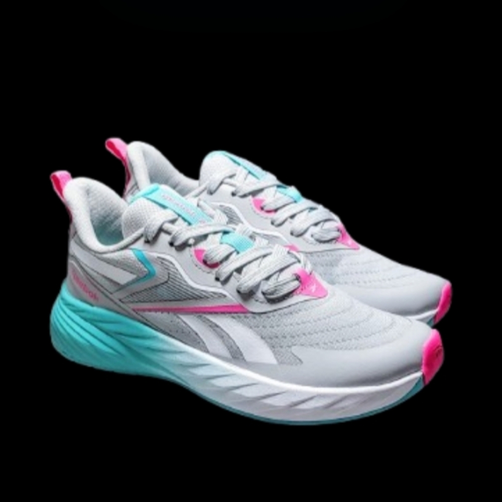 Reebok Verse Low Running Womens Size 7 Grey Pink Aqua